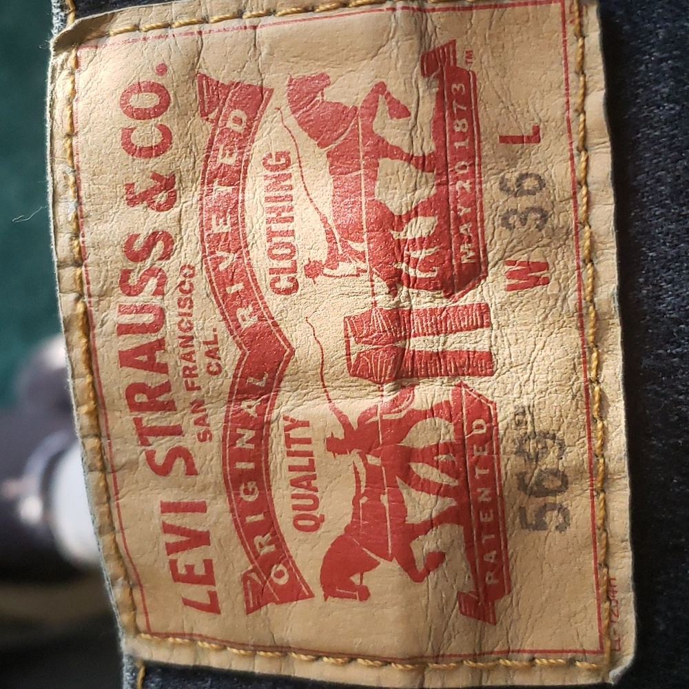 LEVIS STRAUSS AND CO